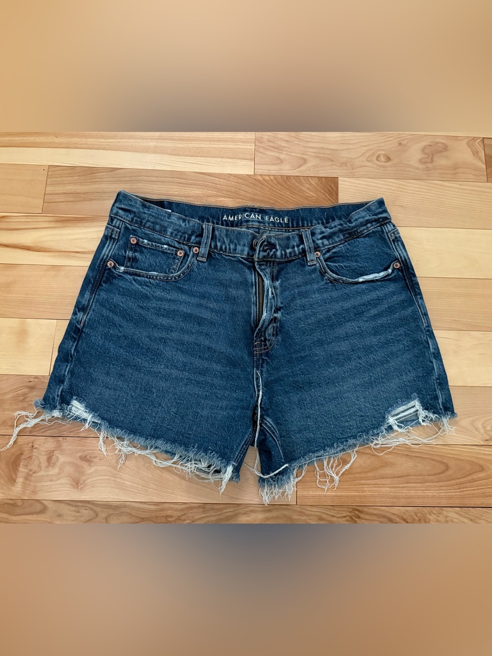 American Eagle boyfriend shorts
